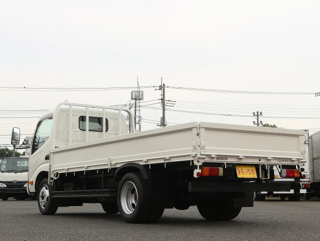 トヨタ トヨエース 小型 平ボディ 2RG-XZU655(89300) 7枚目