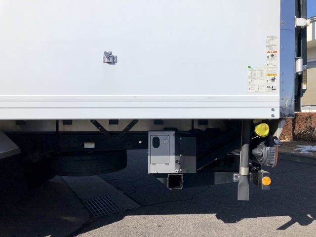 日野 レンジャー 中型 冷蔵冷凍バン TKG-FC9JLAA(60827) 31枚目