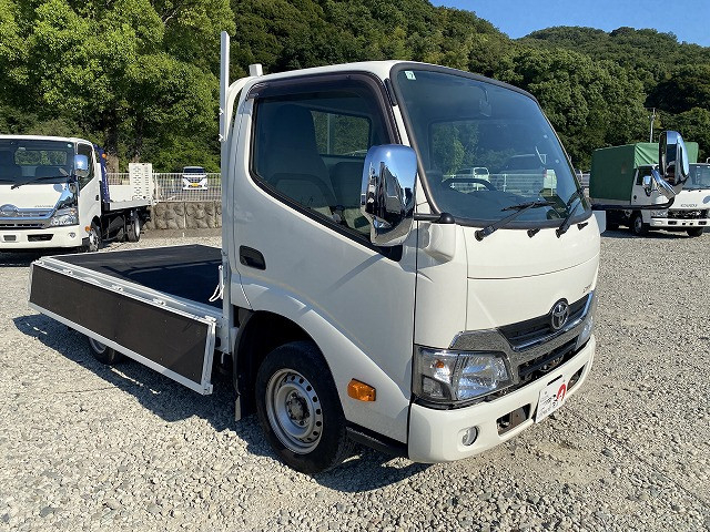 トヨタ ダイナ 小型 平ボディ QDF-KDY221(89320) 10枚目