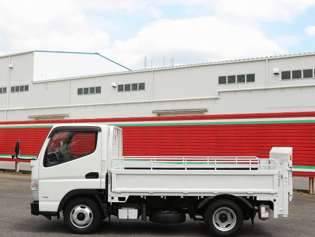 三菱ふそう キャンター 小型 平ボディ TPG-FBA20(89329) 8枚目
