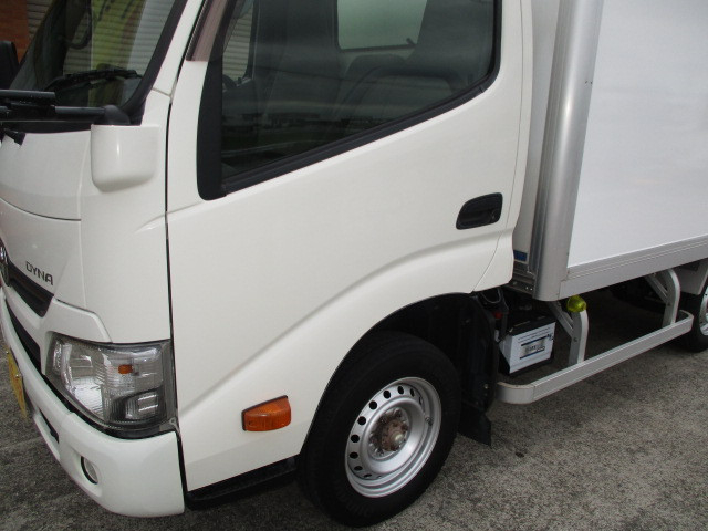トヨタ ダイナ 小型 アルミバン LDF-KDY281(89331) 39枚目