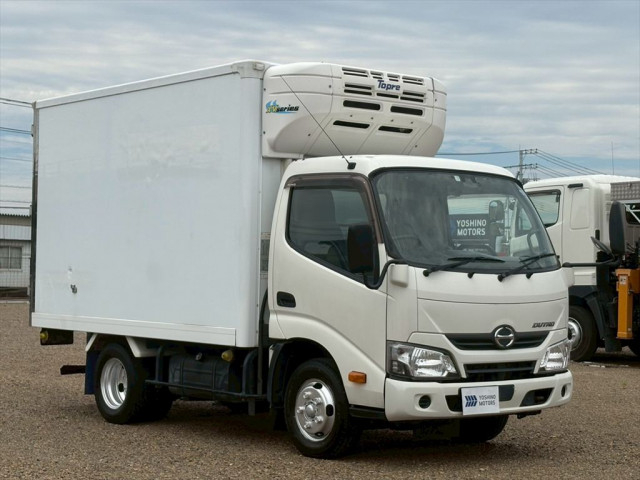 日野 デュトロ 小型 冷凍冷蔵バン TPG-XZC605M(89337) 2枚目