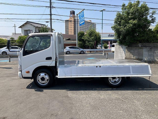 日野 デュトロ 小型 Wキャブ 2RG-XZU605M(89338) 11枚目