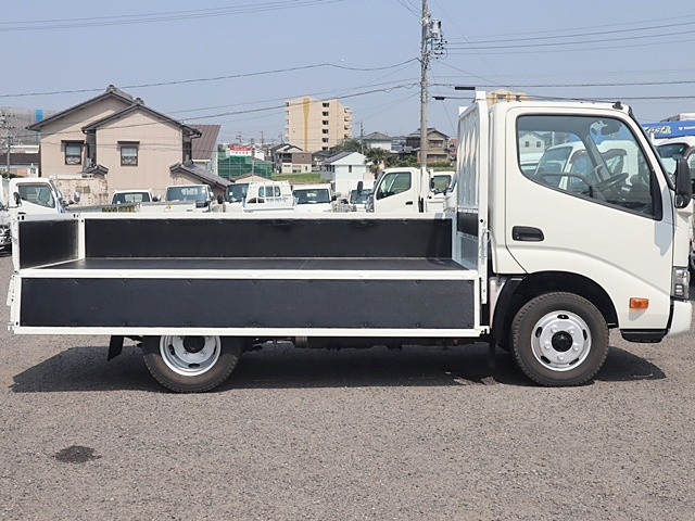トヨタ トヨエース 小型 平ボディ TKG-XZU605(89339) 10枚目