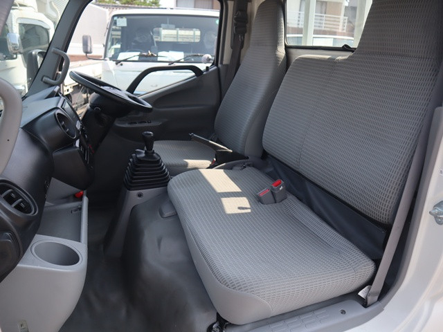 トヨタ トヨエース 小型 平ボディ TKG-XZU605(89339) 31枚目