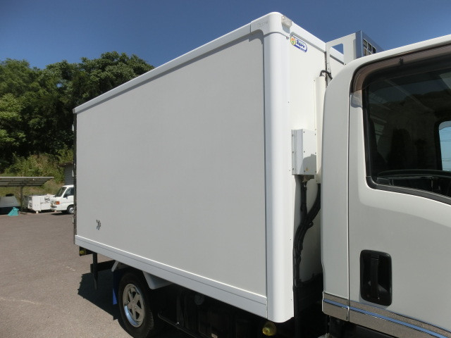 いすゞ エルフ 小型 冷凍冷蔵バン TPG-NLR85AN(89342) 18枚目