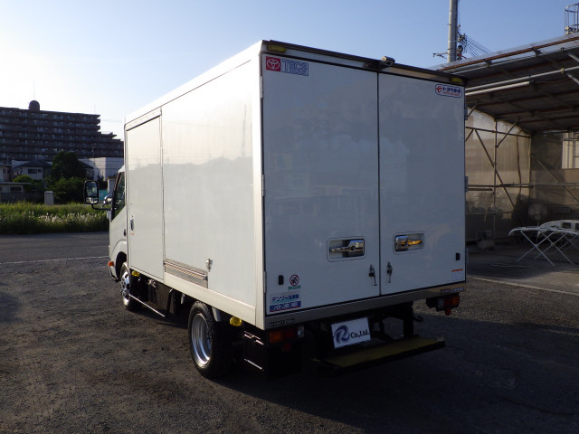 トヨタ ダイナ 小型 冷凍冷蔵バン LDF-KDY231(89353) 2枚目
