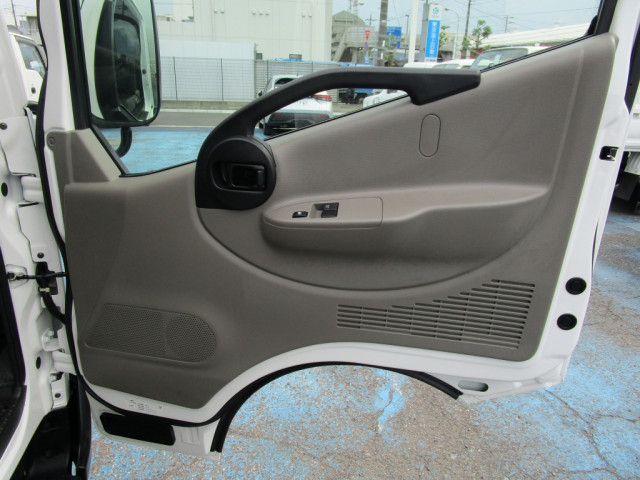 日産自動車 アトラス 小型 アルミバン CBF-SQ2F24(89365) 28枚目