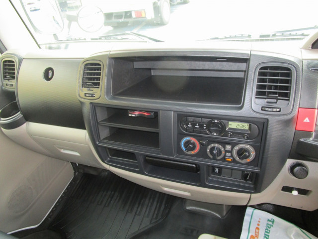 日産自動車 アトラス 小型 アルミバン CBF-SQ2F24(89365) 32枚目