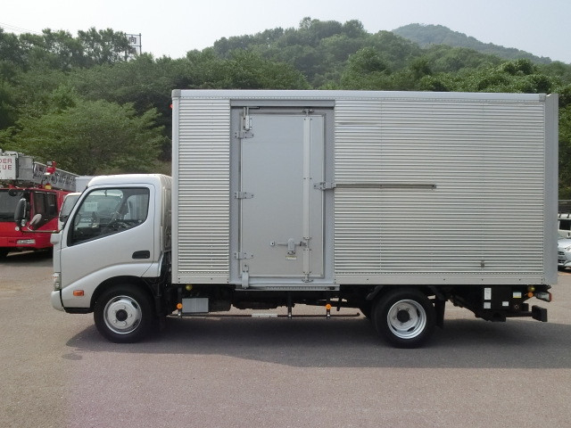 日野 デュトロ 小型 アルミバン TKG-XZU655M(89368) 6枚目