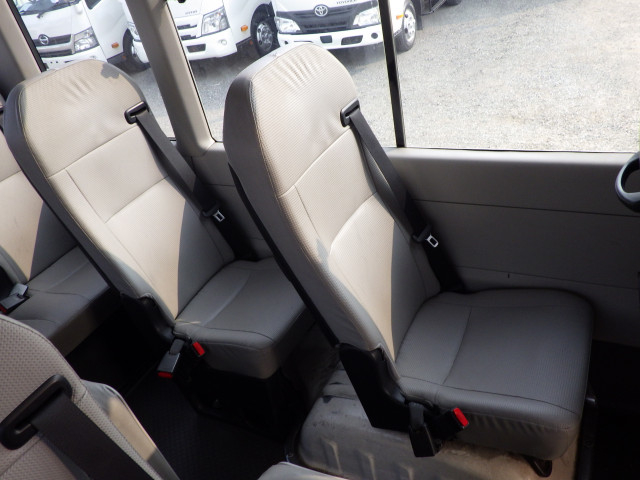 トヨタ コースター 中型 バス SKG-XZB70(89372) 25枚目