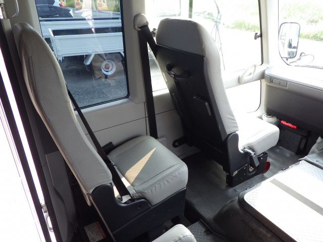 トヨタ コースター 中型 バス SKG-XZB70(89372) 32枚目