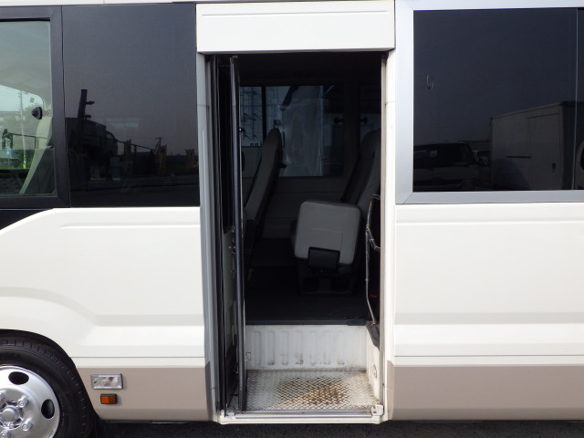 トヨタ コースター 中型 バス SKG-XZB70(89372) 36枚目