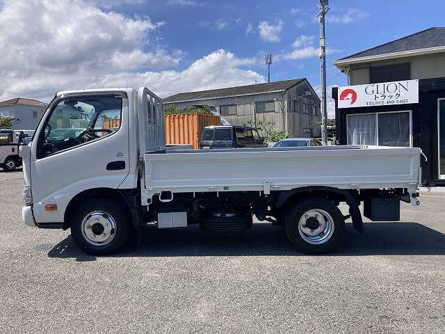 日野 デュトロ 小型 平ボディ 2RG-XZC605M(89378) 4枚目