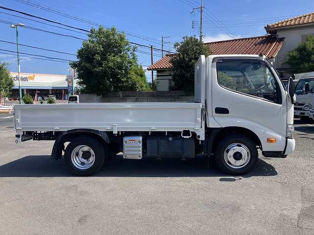 日野 デュトロ 小型 平ボディ 2RG-XZC605M(89378) 5枚目