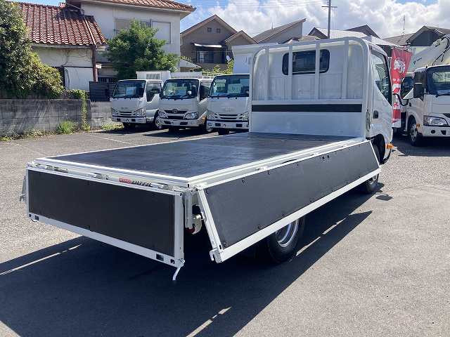 日野 デュトロ 小型 平ボディ 2RG-XZC605M(89378) 11枚目