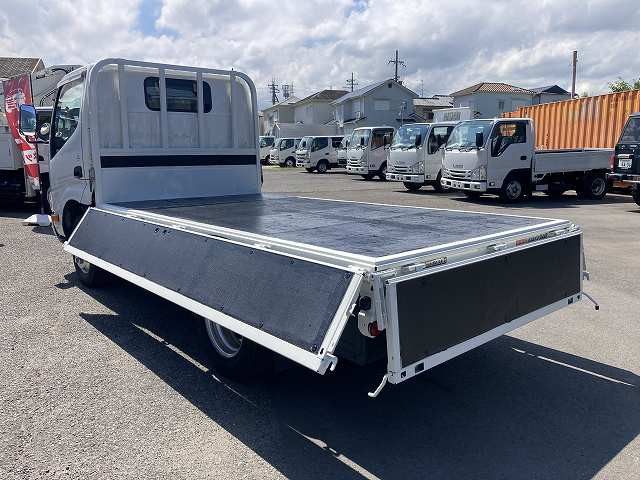 日野 デュトロ 小型 平ボディ 2RG-XZC605M(89378) 13枚目