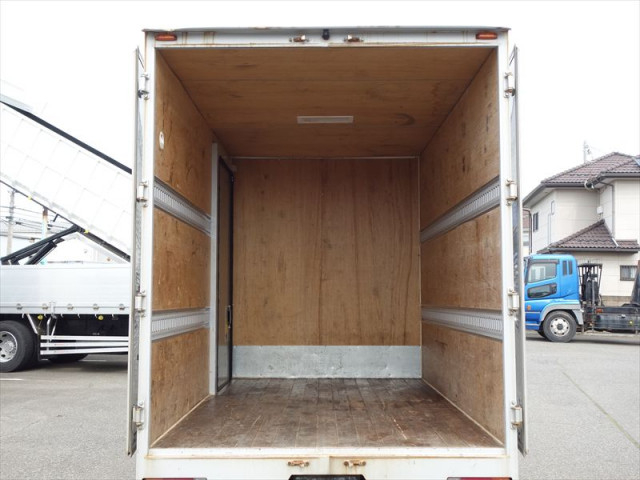 Toyota dyna Small Aluminium box body TPG-XZC605(89380) 22枚目