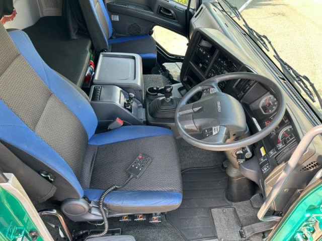 いすゞ ギガ 大型 平ボディ 2PG-CYJ77C(89382) 23枚目