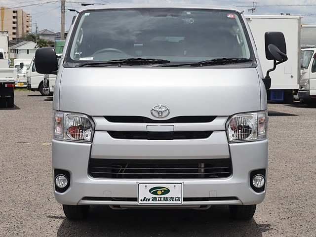 トヨタ ハイエース 小型 アルミバン CBF-TRH200V(89388) 3枚目