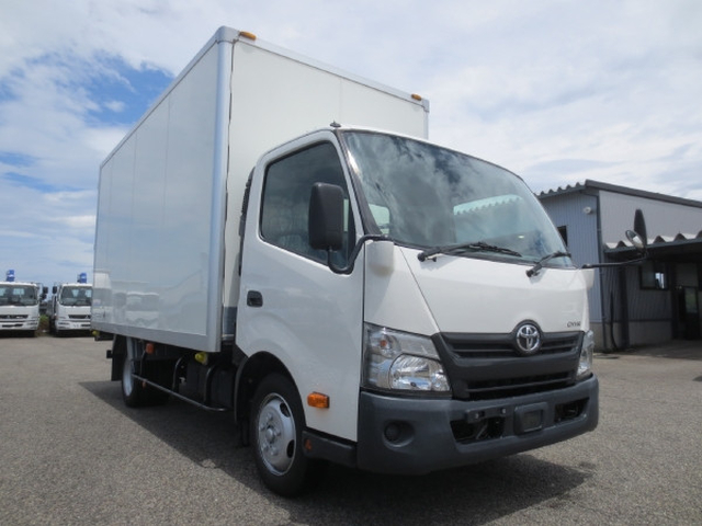 トヨタ ダイナ 小型 アルミバン TKG-XZU710(89392) 2枚目
