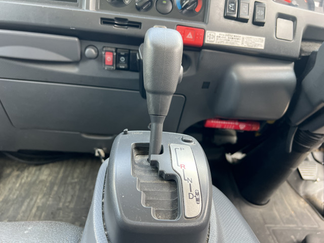 いすゞ エルフ 小型 冷凍冷蔵バン TPG-NPR88AN(89394) 11枚目