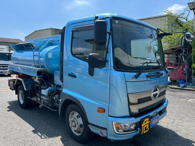 日野 レンジャー 中型 タンクローリー 2KG-FC2ABA(89396) 2枚目
