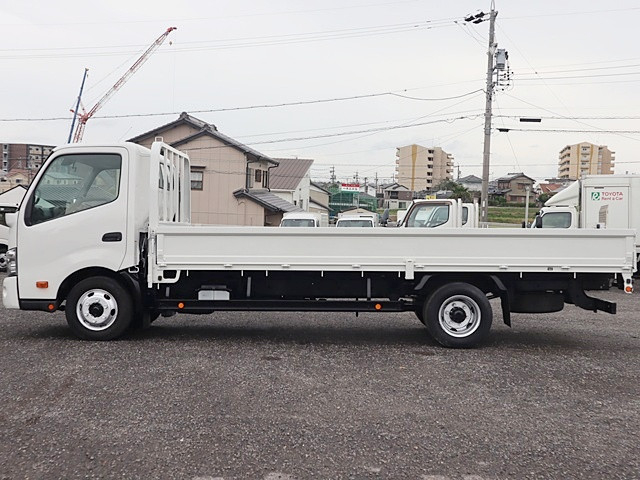 トヨタ ダイナ 小型 平ボディ TPG-XZU722(89397) 9枚目
