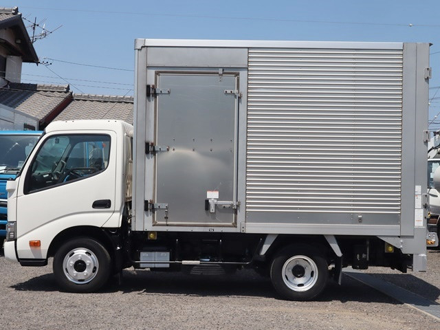 トヨタ ダイナ 小型 アルミバン TPG-XZU605(89399) 9枚目
