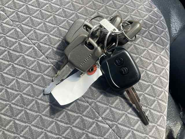 いすゞ エルフ 小型 平ボディ TRG-NJR85A(89398) 48枚目