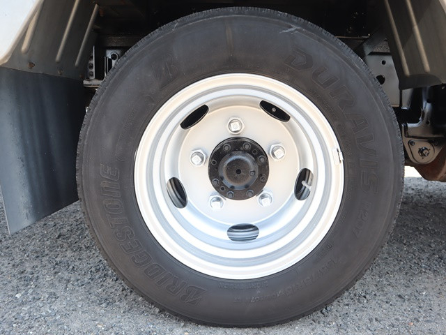 トヨタ ダイナ 小型 アルミバン TPG-XZU605(89399) 34枚目