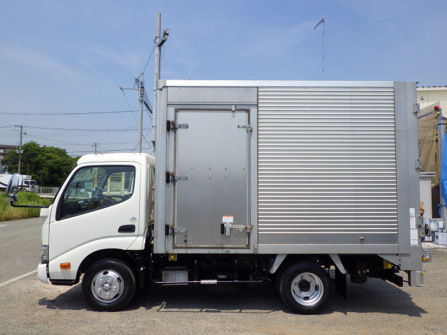 トヨタ ダイナ 小型 アルミバン TPG-XZU605(89401) 3枚目
