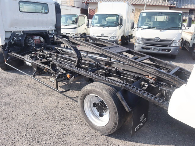 トヨタ ダイナ 小型 車載専用車 TKG-XZU722(89402) 18枚目
