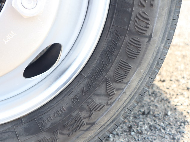 トヨタ ダイナ 小型 車載専用車 TKG-XZU722(89402) 31枚目