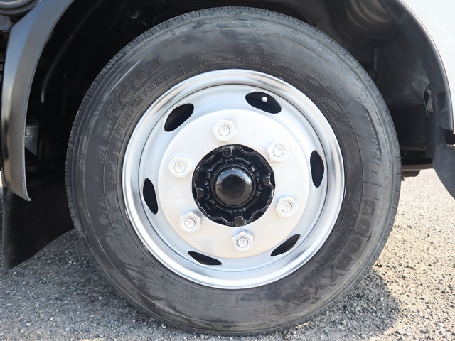 トヨタ ダイナ 小型 車載専用車 TKG-XZU722(89402) 32枚目