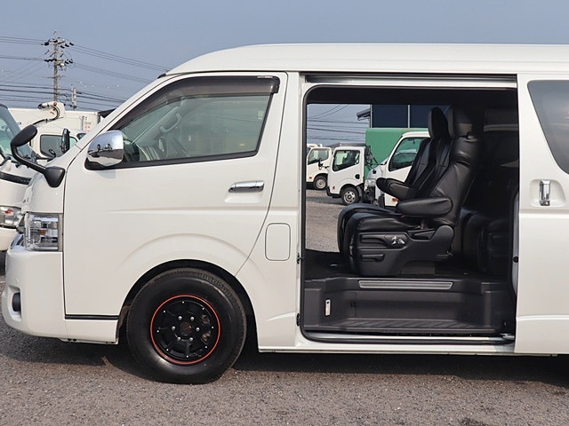 トヨタ ハイエース 小型 アルミバン CBA-TRH214W(89408) 10枚目