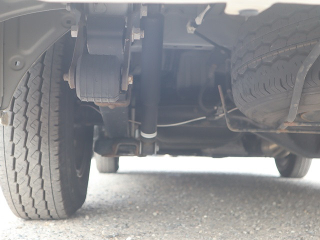 トヨタ ハイエース 小型 アルミバン CBA-TRH214W(89408) 35枚目