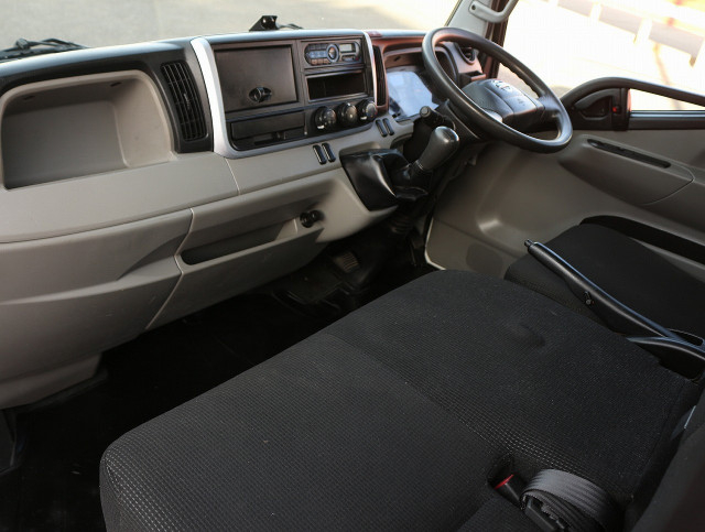 日産自動車 アトラス 小型 平ボディ TRG-FBA5W(89412) 47枚目