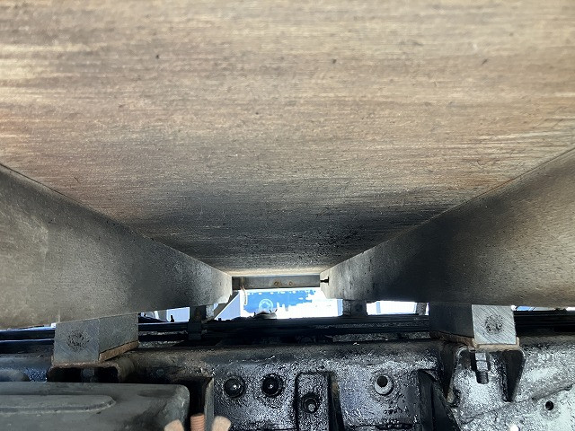 いすゞ エルフ 小型 平ボディ（クレーン付） TDG-NPS85AR(112801) 25枚目