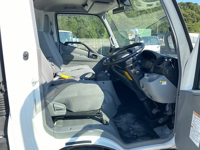 日野 デュトロ 小型 車載専用車 TPG-XZU722M(89445) 21枚目