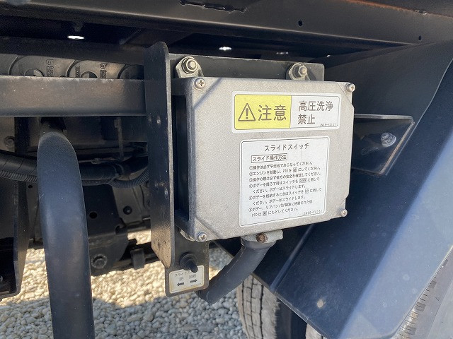 日野 デュトロ 小型 車載専用車 TPG-XZU722M(89445) 33枚目