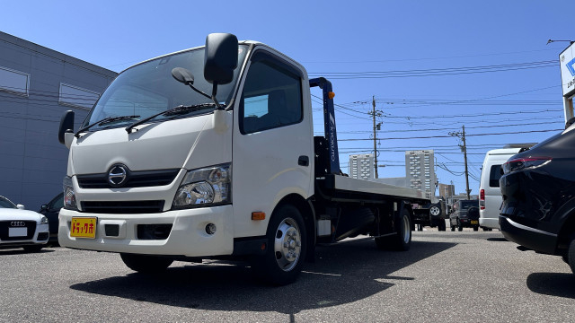 日野 デュトロ 小型 車載専用車 TPG-XZU722M(89463) 1枚目