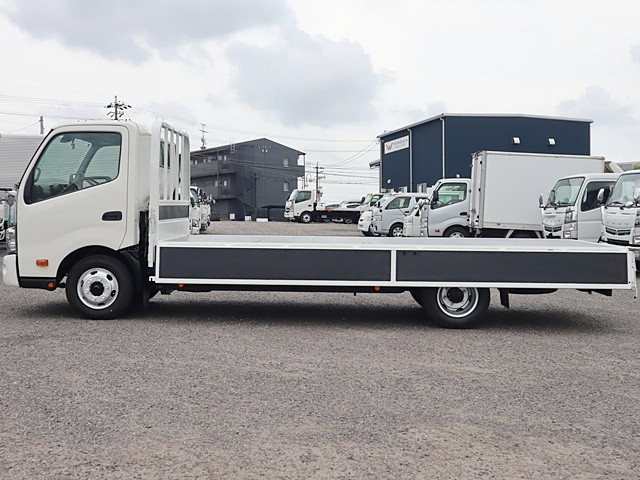 トヨタ トヨエース 小型 平ボディ TPG-XZU722(89464) 13枚目