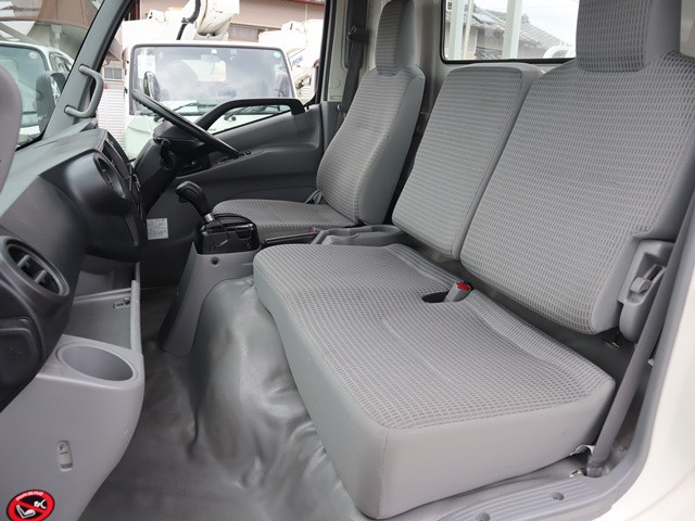 トヨタ トヨエース 小型 平ボディ TPG-XZU722(89464) 33枚目