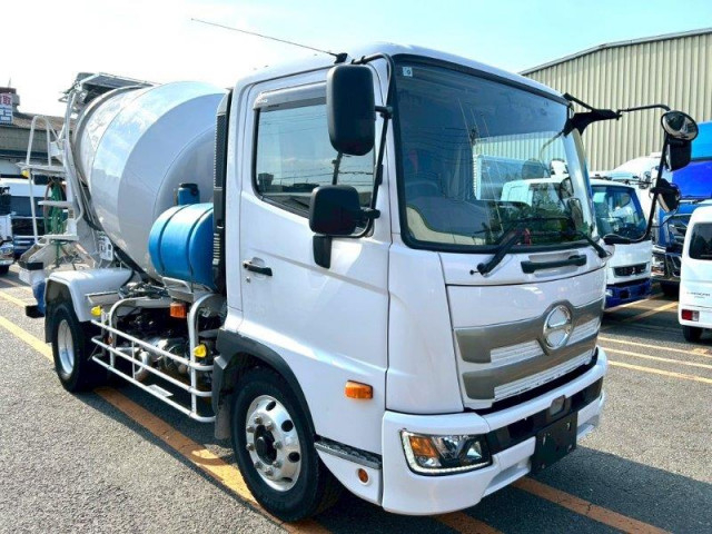 日野 レンジャー 増トン ミキサー車 2KG-FJ2ABA(89478) 2枚目
