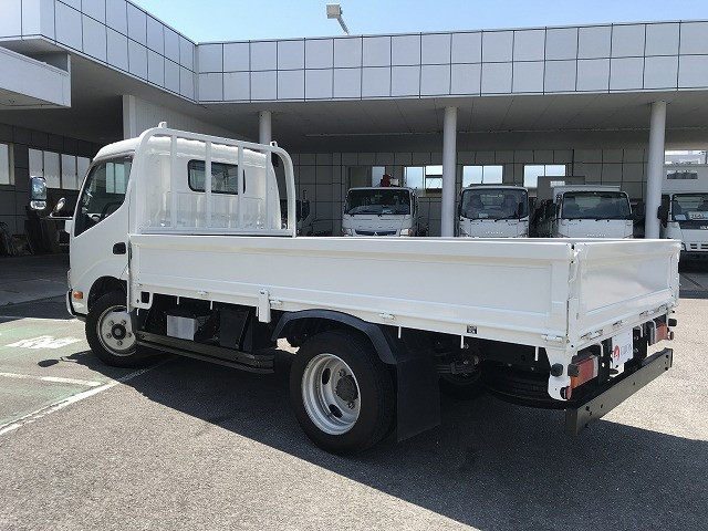 日野 デュトロ 小型 平ボディ TKG-XZU645M(89485) 6枚目