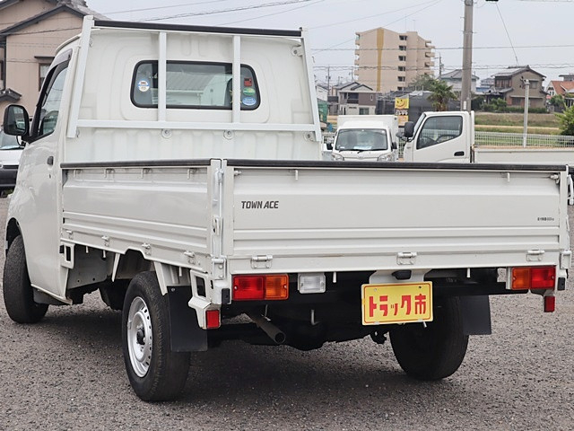 トヨタ タウンエース 小型 平ボディ DBF-S402U(89496) 7枚目