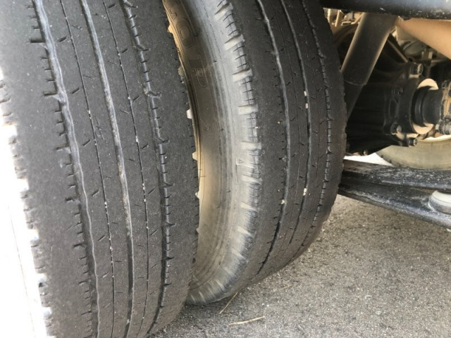 いすゞ エルフ 小型 クレーン付き TRG-NJR85A(89506) 16枚目