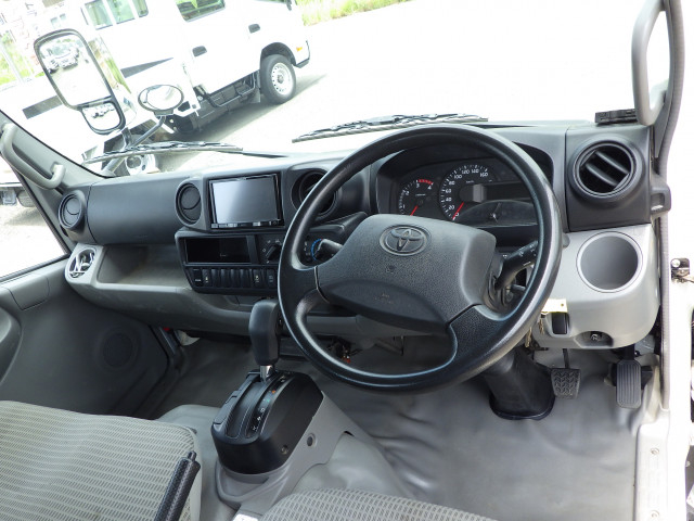 Toyota toyoace Small Flat body TKG-XZC605(89507) 6枚目