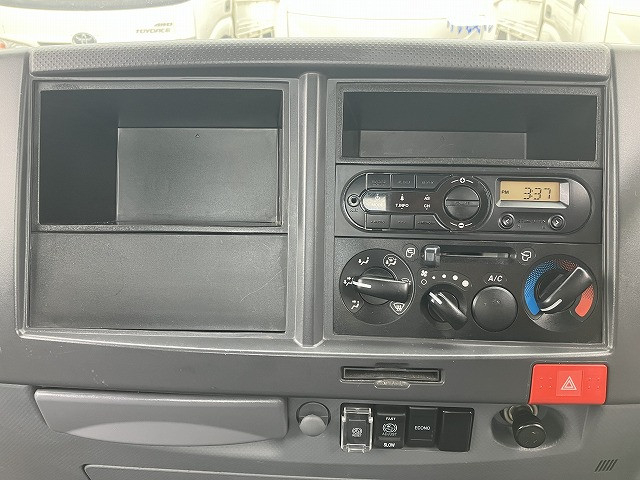 Isuzu elf Small Flat body 2RG-NPR88YN(89512) 35枚目